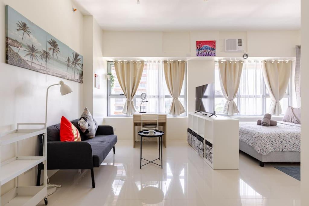 Perfect Accommodation For You In Levels Burbank Manila Exterior photo